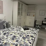 Marktresidenz Karlstrasse - Zentral Und Geraeumig * Эйзенах