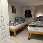 Апартаменты Marktresidenz Karlstrasse - Zentral Und Geraeumig Эйзенах