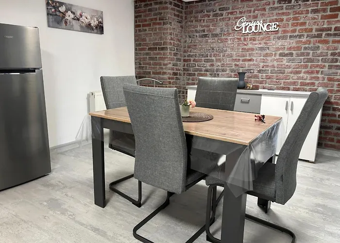 Marktresidenz Karlstrasse - Zentral Und Geraeumig Appartement